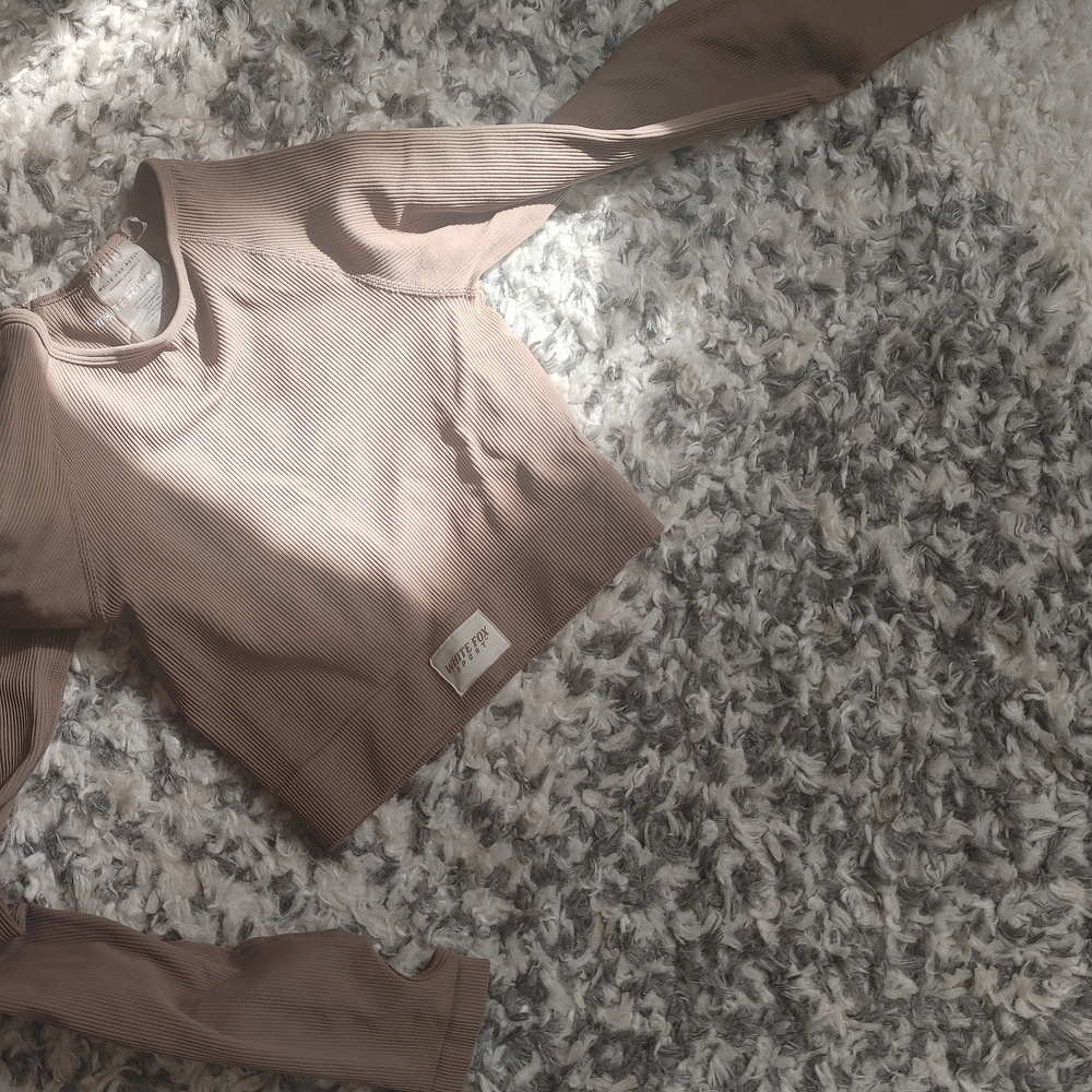 White fox active Brown Long Sleeve Ribbed Workout Top